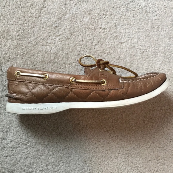 Brown Sperry Topsiders - Picture 2 of 3